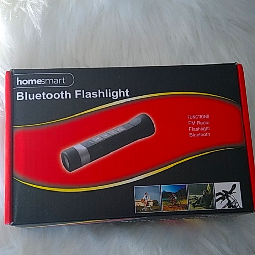 Bluetooth flashlight